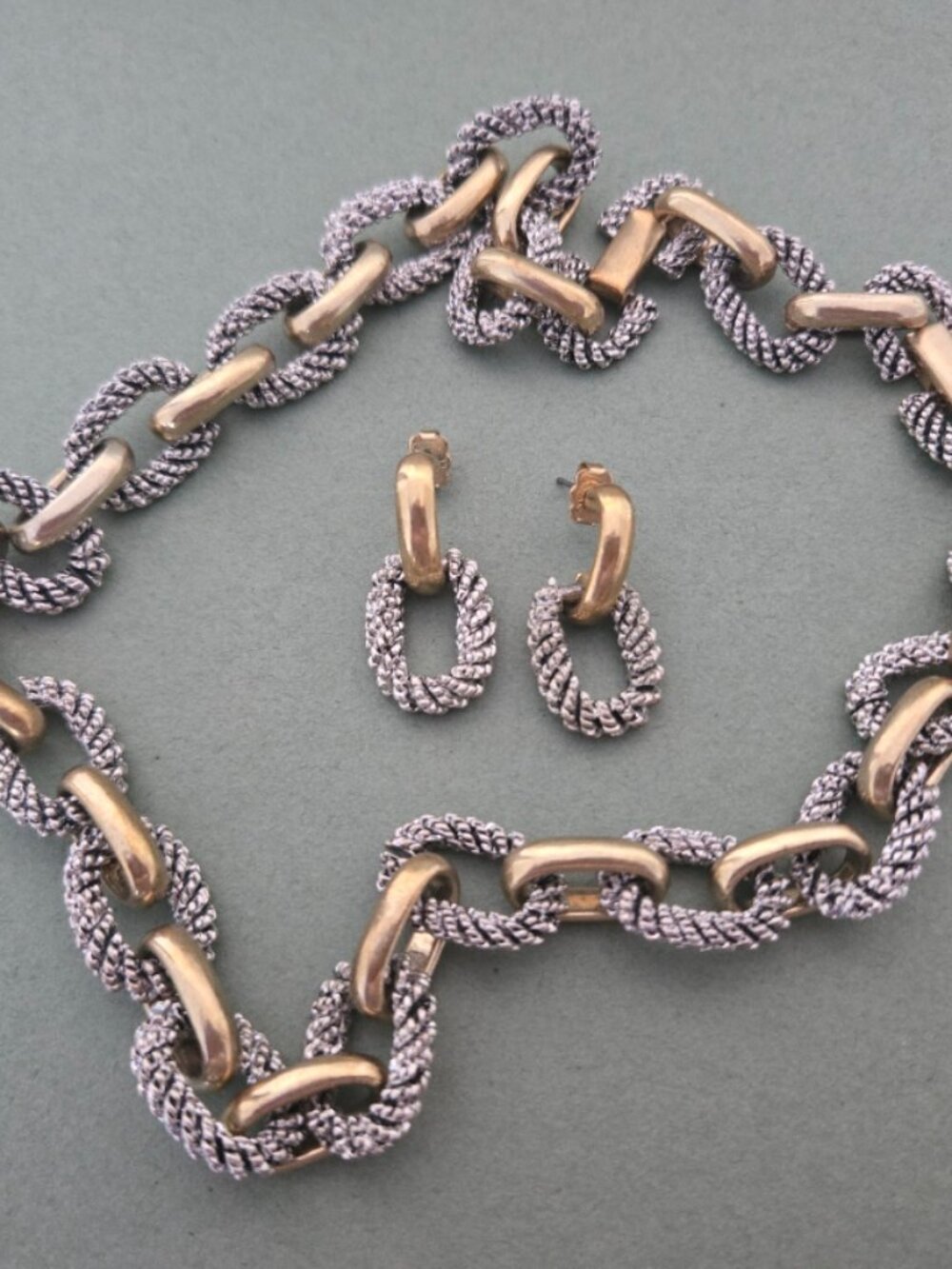 Vintage AVON Necklace & Earring Set